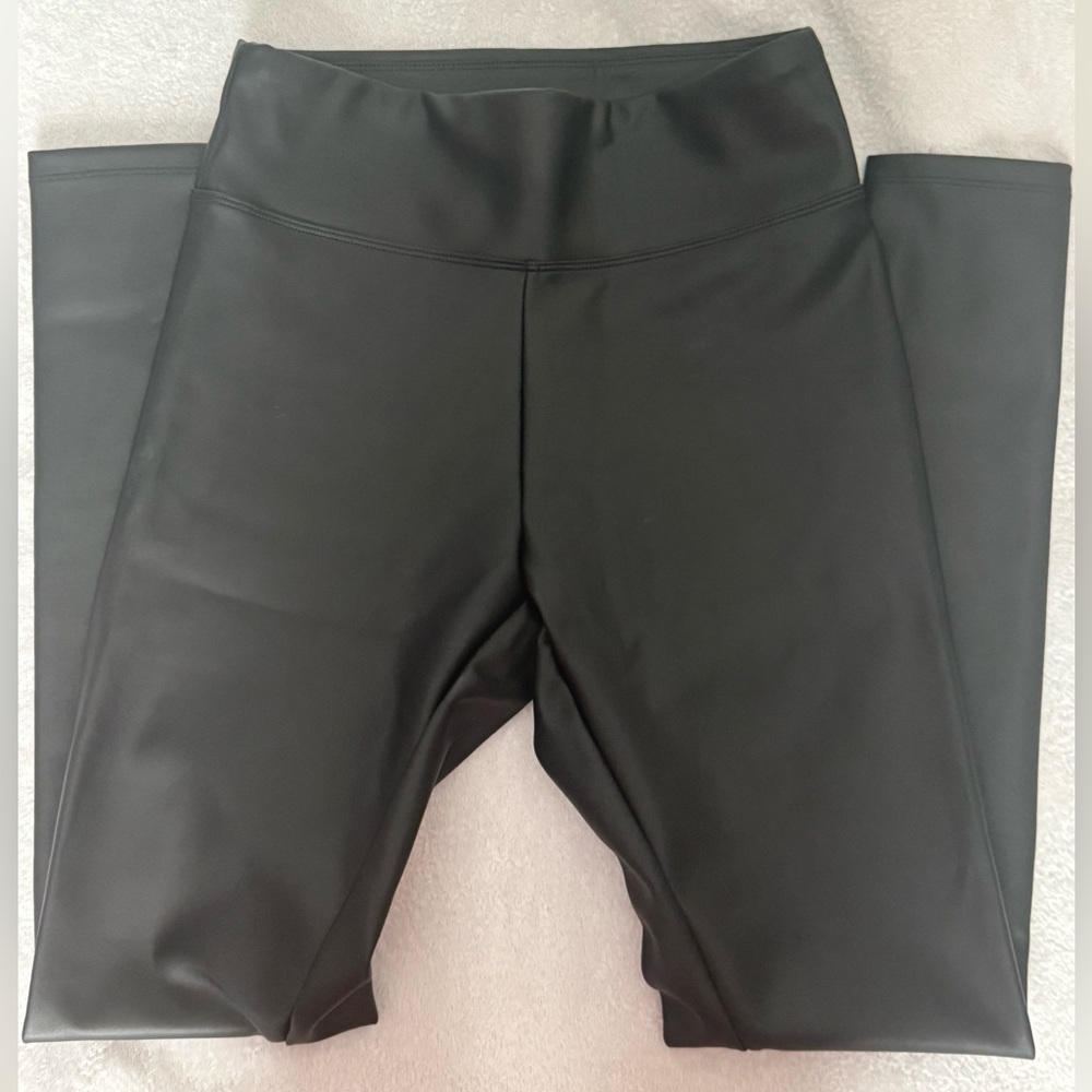 Women’s Express Faux Leather Leggings in Black size Small - NEW WITH TAGS**